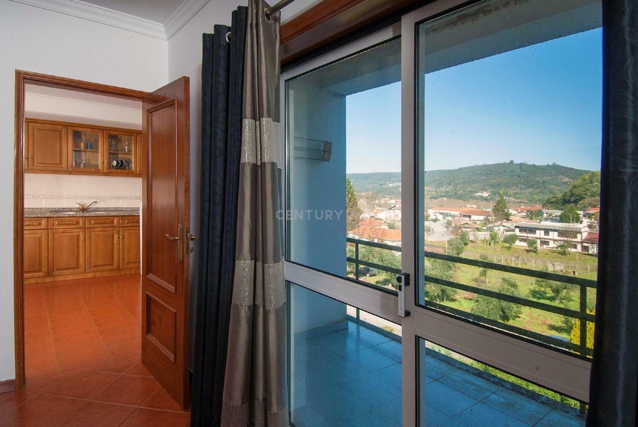 Gois - Casa Belas Vistas - Rio E Montanha Na N2 Exterior photo